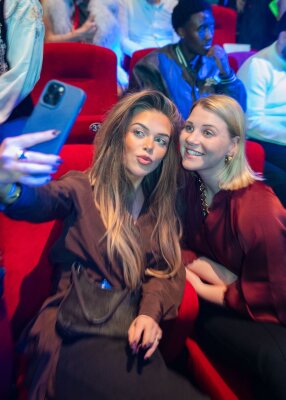 compressed-The-Best-Social-Awards-emielhornman.photo-256.jpg