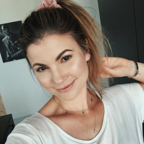 LINDA HAKEBOOM
